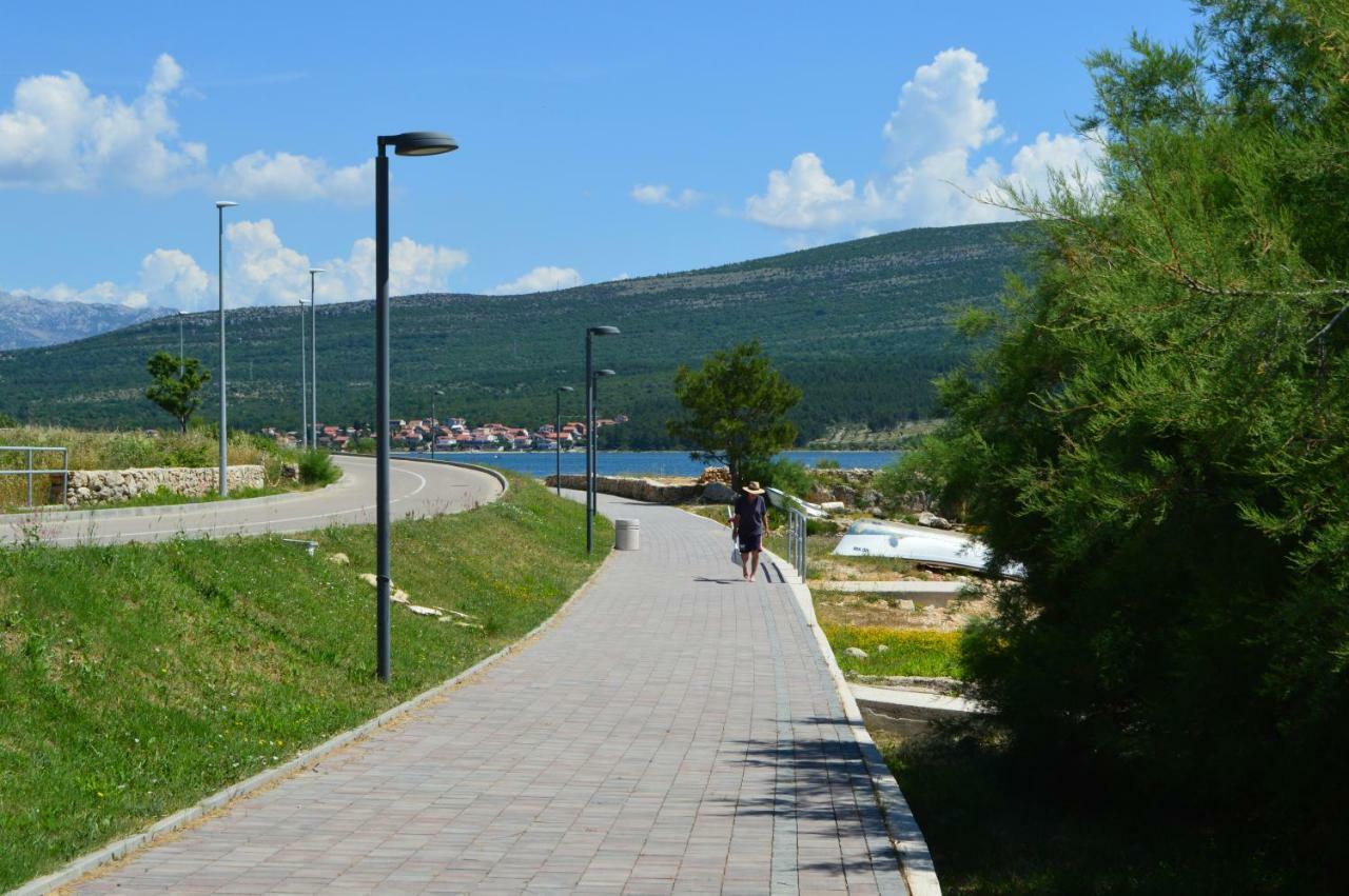 Apartman Lucija Apartment Pridraga Exterior foto
